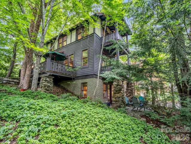 46 Cheshire Drive, Black Mountain, NC 28711