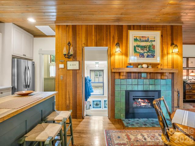 46 Cheshire Drive, Black Mountain, NC 28711