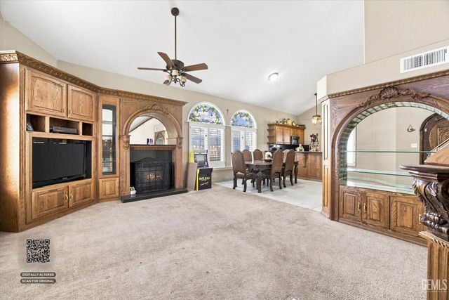 3625 Bernard Street 19, Bakersfield, CA 93306
