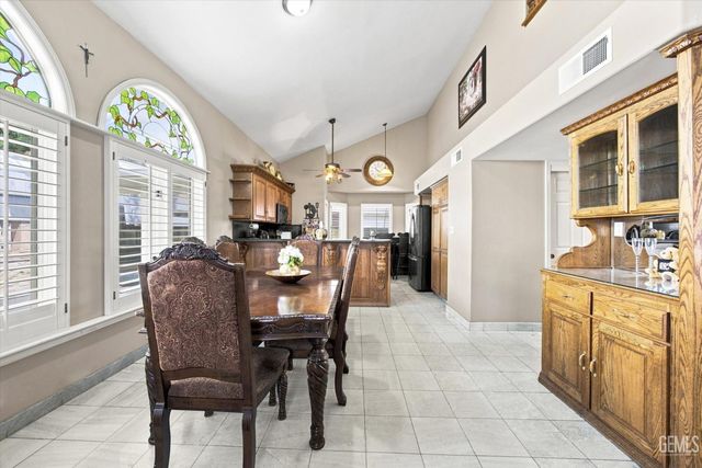 3625 Bernard Street 19, Bakersfield, CA 93306