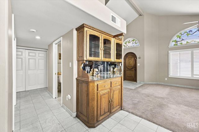 3625 Bernard Street 19, Bakersfield, CA 93306