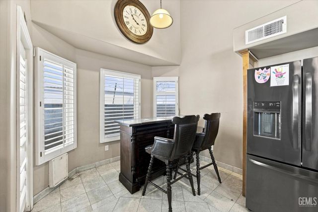 3625 Bernard Street 19, Bakersfield, CA 93306
