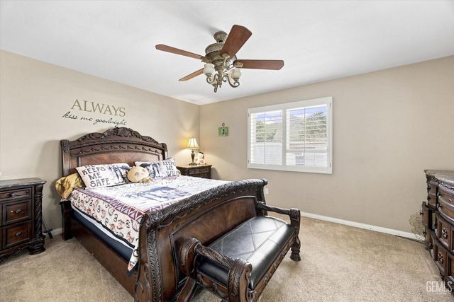 3625 Bernard Street 19, Bakersfield, CA 93306