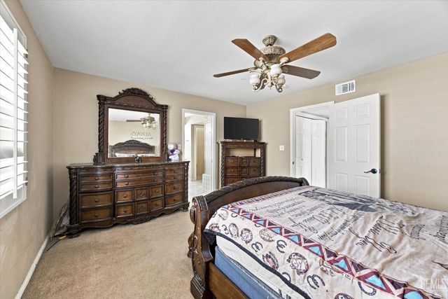 3625 Bernard Street 19, Bakersfield, CA 93306