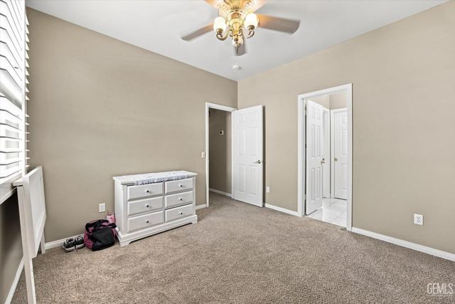 3625 Bernard Street 19, Bakersfield, CA 93306