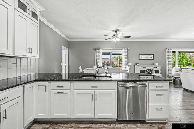320 Riverside Drive, Waterloo, NE 68069