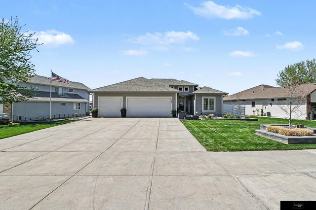 320 Riverside Drive, Waterloo, NE 68069
