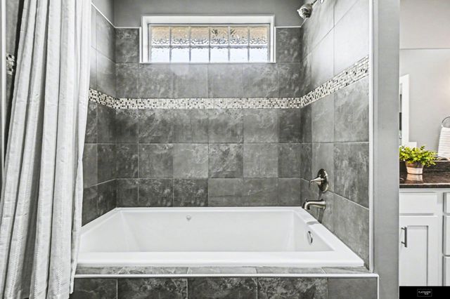 320 Riverside Drive, Waterloo, NE 68069
