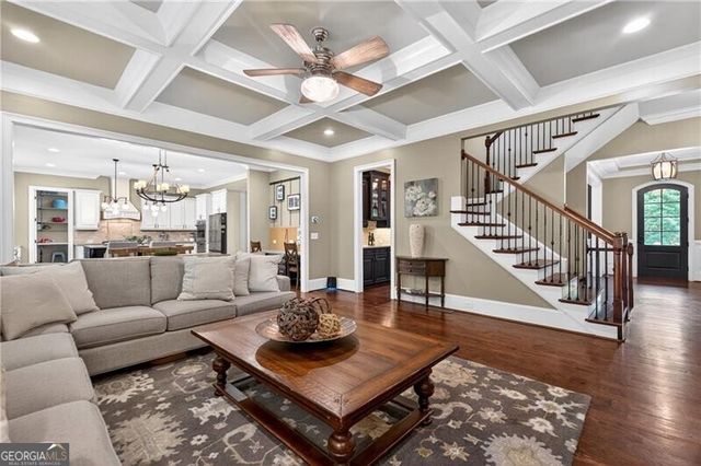 5365 Lake Redwine Cove, Acworth, GA 30101