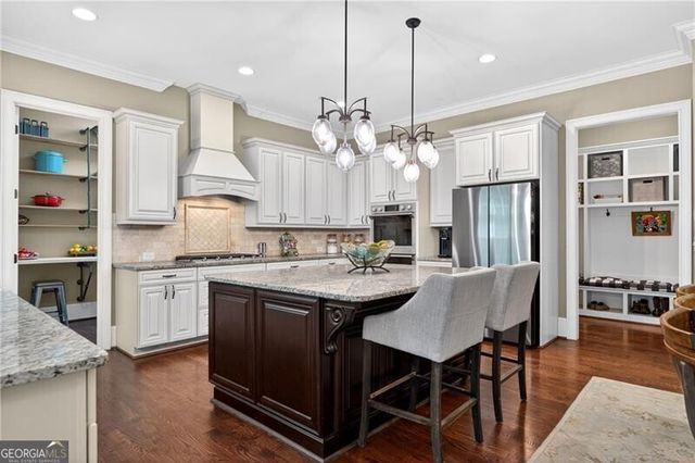5365 Lake Redwine Cove, Acworth, GA 30101