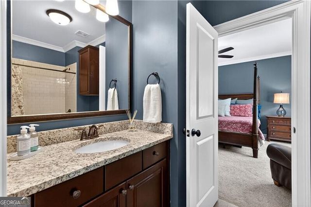 5365 Lake Redwine Cove, Acworth, GA 30101