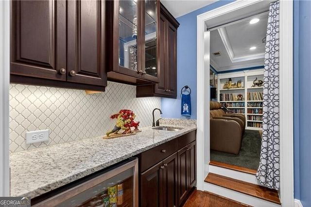 5365 Lake Redwine Cove, Acworth, GA 30101
