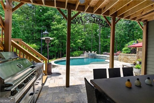 5365 Lake Redwine Cove, Acworth, GA 30101