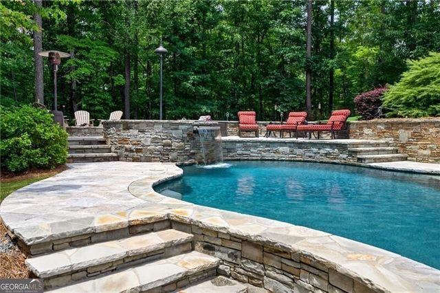 5365 Lake Redwine Cove, Acworth, GA 30101