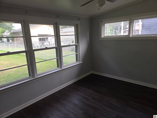 962 Husband Road, Paducah, KY 42003