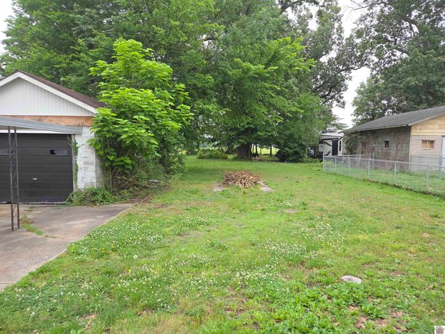 962 Husband Road, Paducah, KY 42003