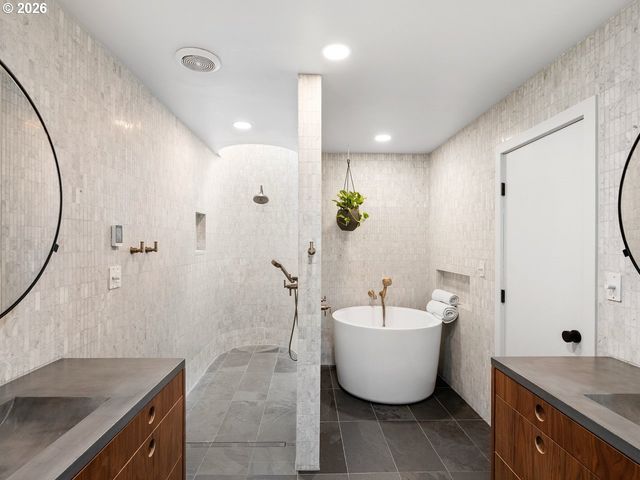 2802 Se MORELAND Ln, Portland, OR 97202