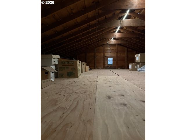 2802 Se MORELAND Ln, Portland, OR 97202