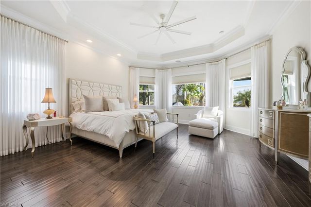 6312 Lyford Isle DR, Naples, FL 34113