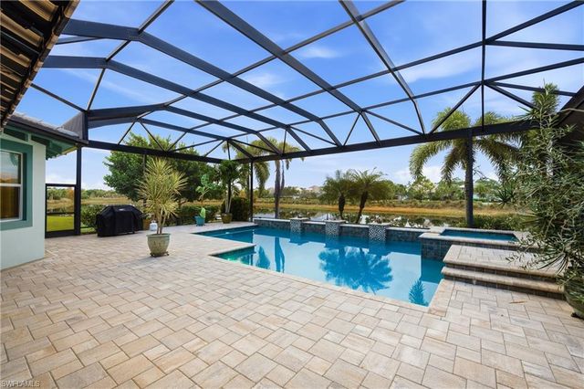 6312 Lyford Isle DR, Naples, FL 34113
