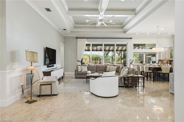 6312 Lyford Isle DR, Naples, FL 34113