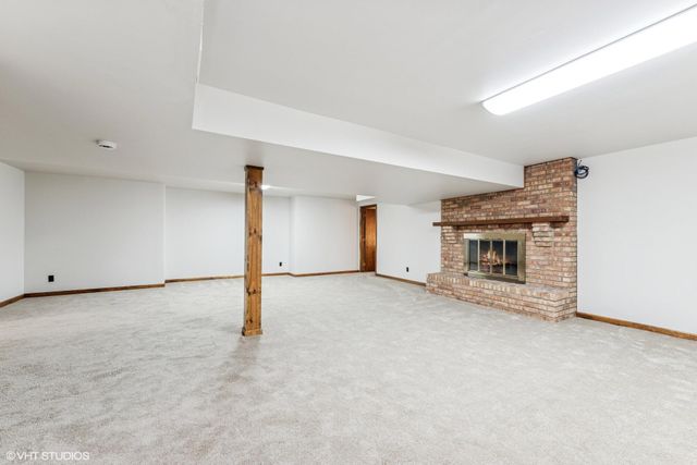 152 Guilford Road, Valparaiso, IN 46385