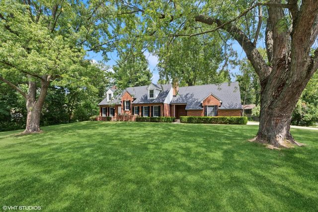 152 Guilford Road, Valparaiso, IN 46385