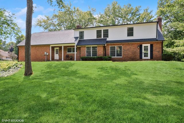 152 Guilford Road, Valparaiso, IN 46385