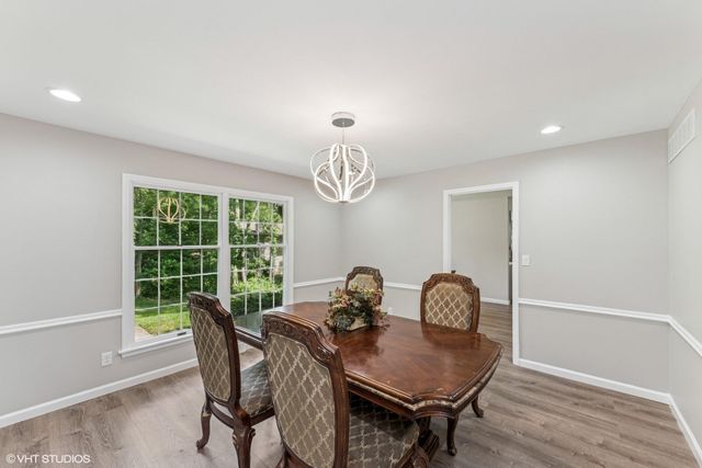 152 Guilford Road, Valparaiso, IN 46385