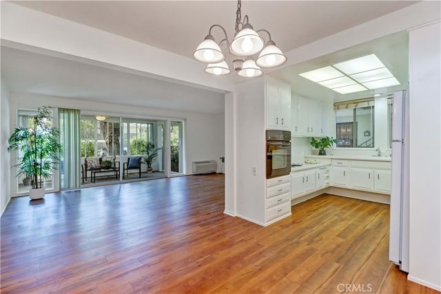 8 Via Castilla H, Laguna Woods, CA 92637