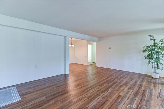 8 Via Castilla H, Laguna Woods, CA 92637