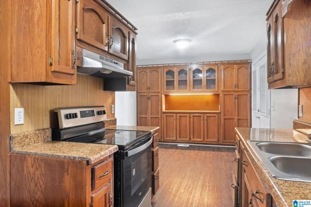 909 WINCHESTER DRIVE, Birmingham, AL 35235