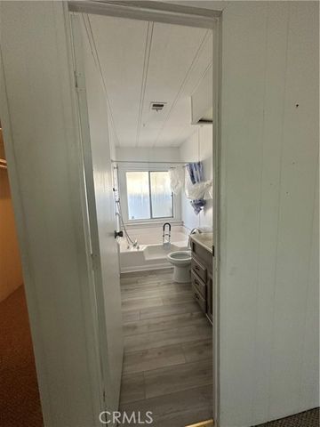 881 N Lake 301, Hemet, CA 92544