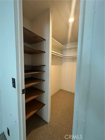 881 N Lake 301, Hemet, CA 92544