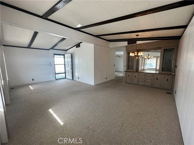 881 N Lake 301, Hemet, CA 92544