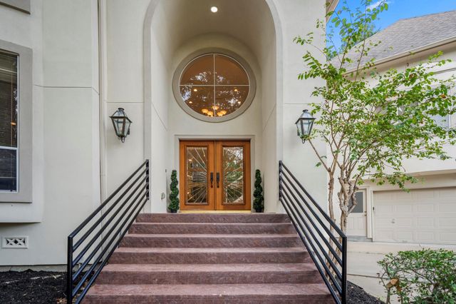863 Plainwood Drive, Houston, TX 77079