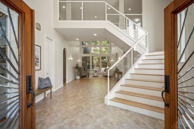 863 Plainwood Drive, Houston, TX 77079