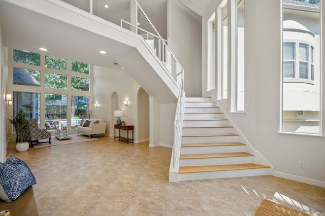 863 Plainwood Drive, Houston, TX 77079