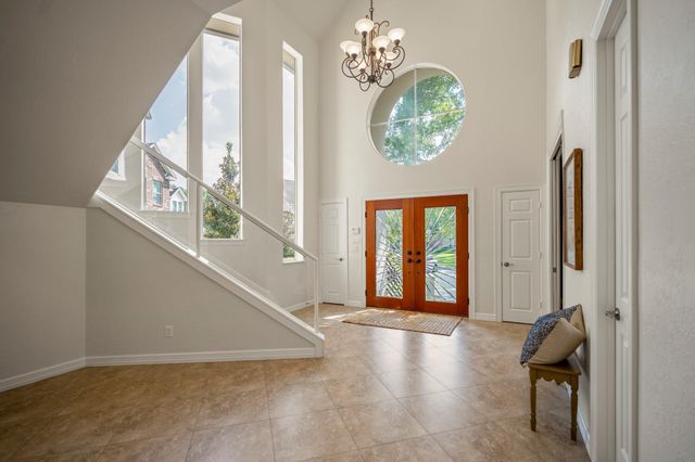 863 Plainwood Drive, Houston, TX 77079