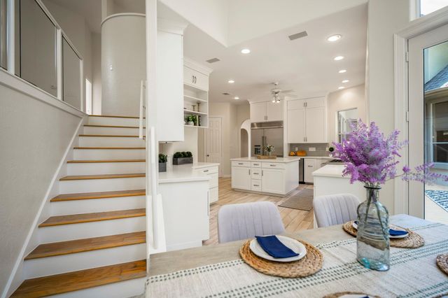 863 Plainwood Drive, Houston, TX 77079