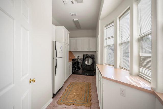 863 Plainwood Drive, Houston, TX 77079