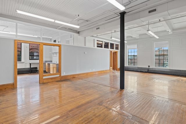 100 Grove St 320, Worcester, MA 01605