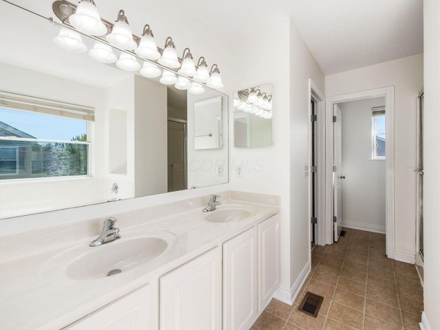 629 Evergreen Circle, Marysville, OH 43040