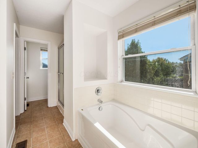 629 Evergreen Circle, Marysville, OH 43040