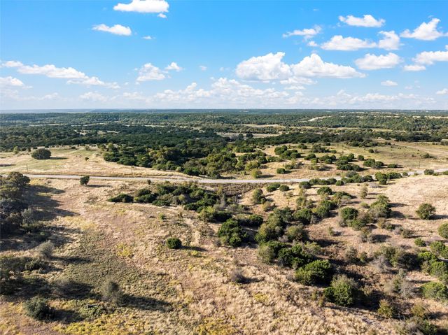 205 Yellowstone Drive, Oglesby, TX 76561
