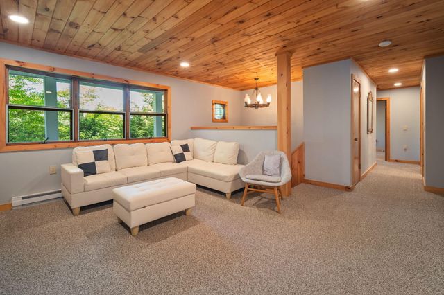 424 Lake Avenue, Lake Luzerne, NY 12846