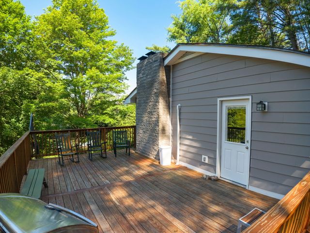 424 Lake Avenue, Lake Luzerne, NY 12846