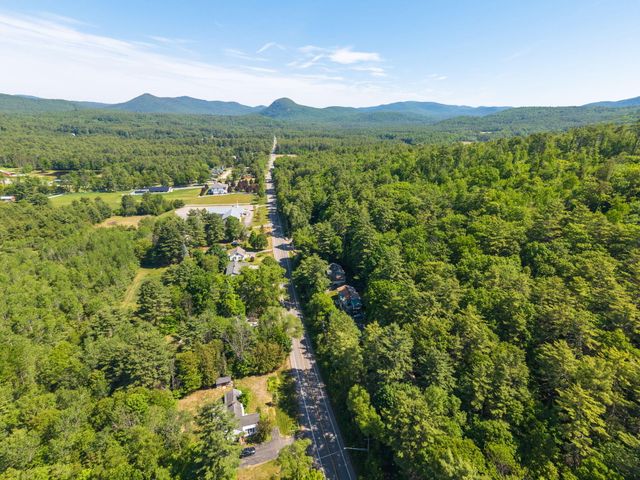 424 Lake Avenue, Lake Luzerne, NY 12846