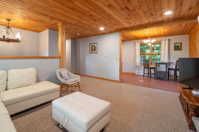 424 Lake Avenue, Lake Luzerne, NY 12846
