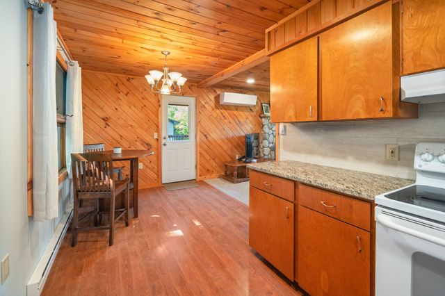 424 Lake Avenue, Lake Luzerne, NY 12846